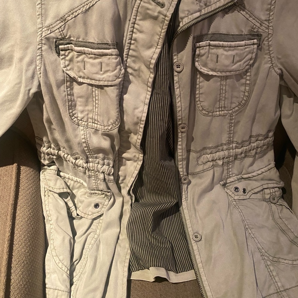 Jacket - Picture 5 of 8